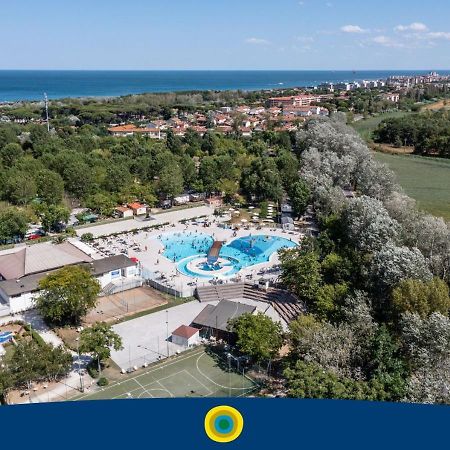 Hotel Club Del Sole Adriano Family Collection Punta Marina Zewnętrze zdjęcie